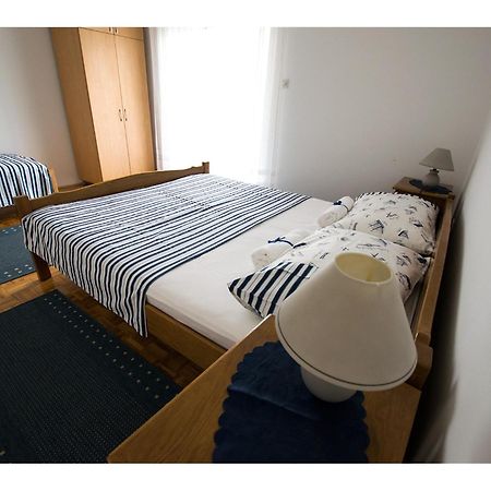 Apartments Troselj Starigrad Paklenica Εξωτερικό φωτογραφία