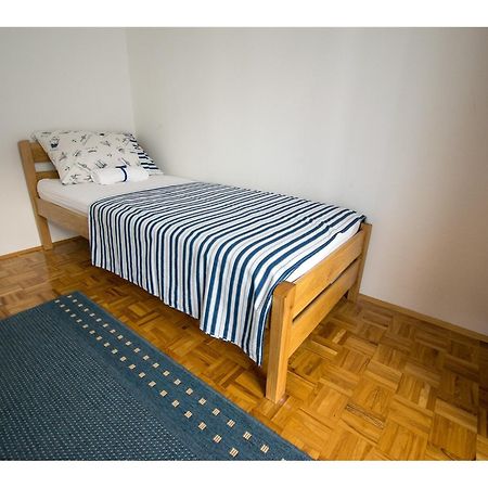 Apartments Troselj Starigrad Paklenica Εξωτερικό φωτογραφία