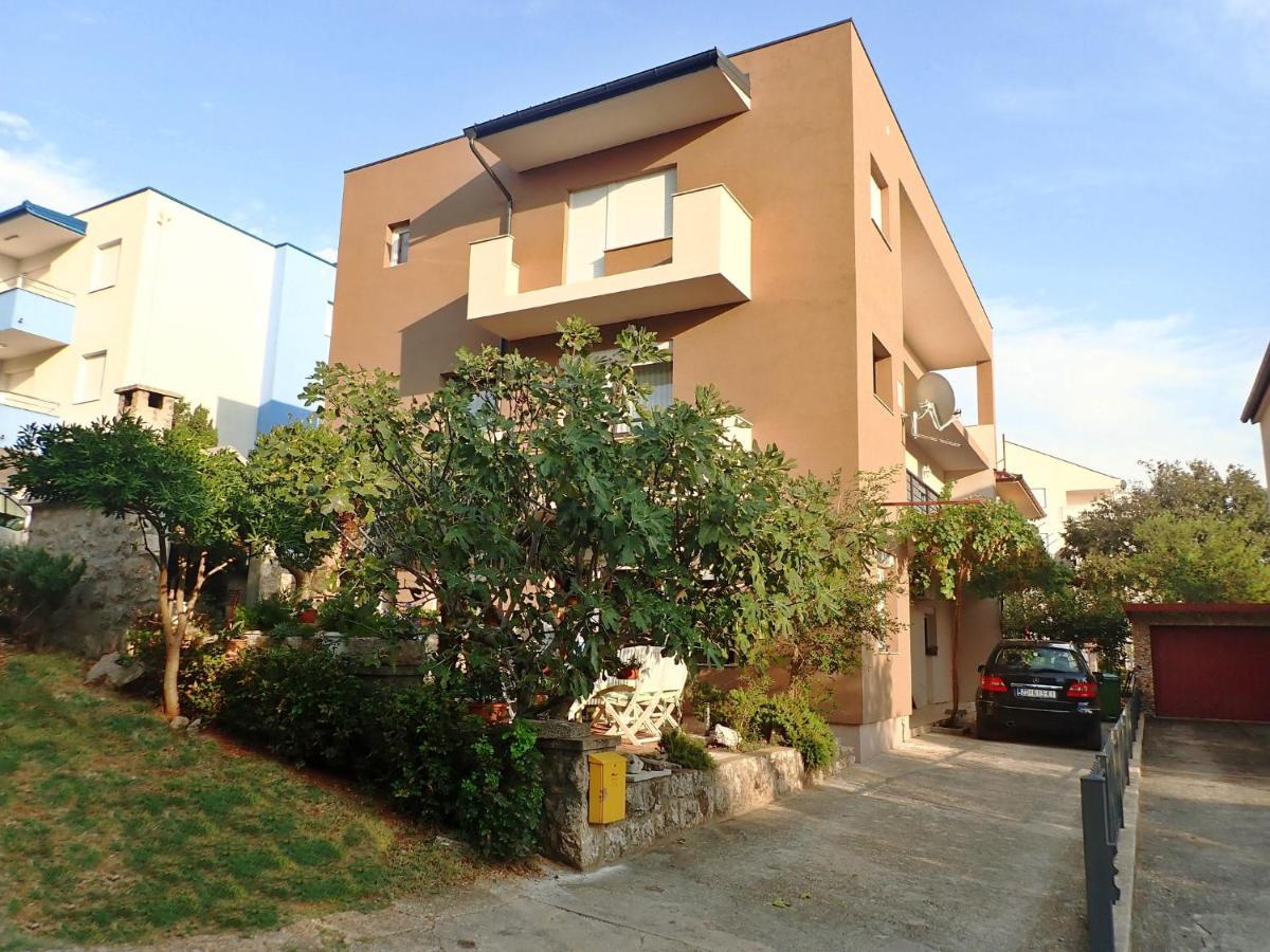 Apartments Troselj Starigrad Paklenica Εξωτερικό φωτογραφία