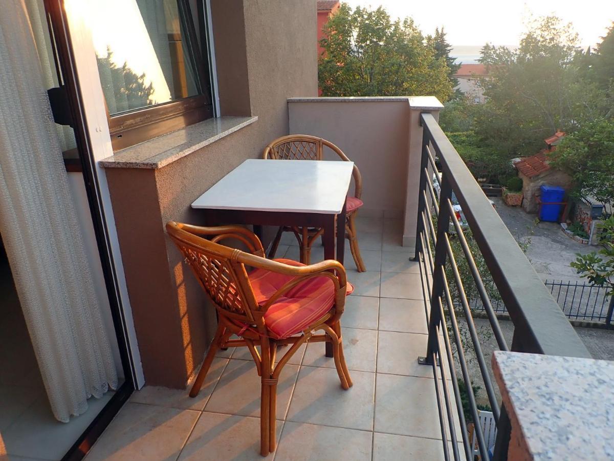 Apartments Troselj Starigrad Paklenica Εξωτερικό φωτογραφία