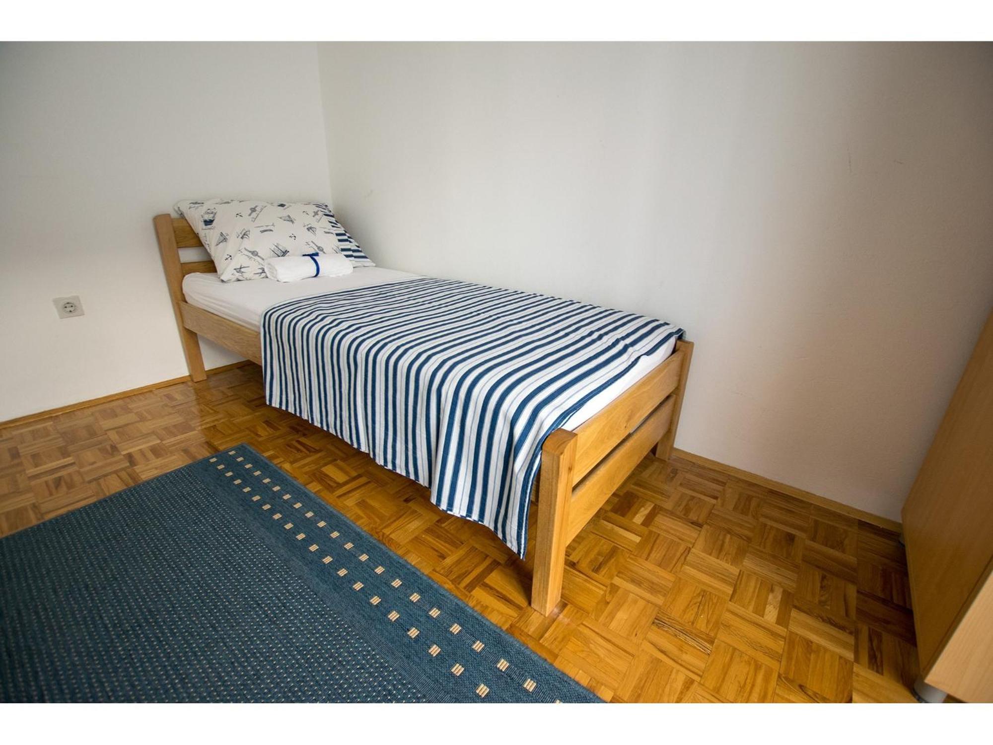 Apartments Troselj Starigrad Paklenica Εξωτερικό φωτογραφία