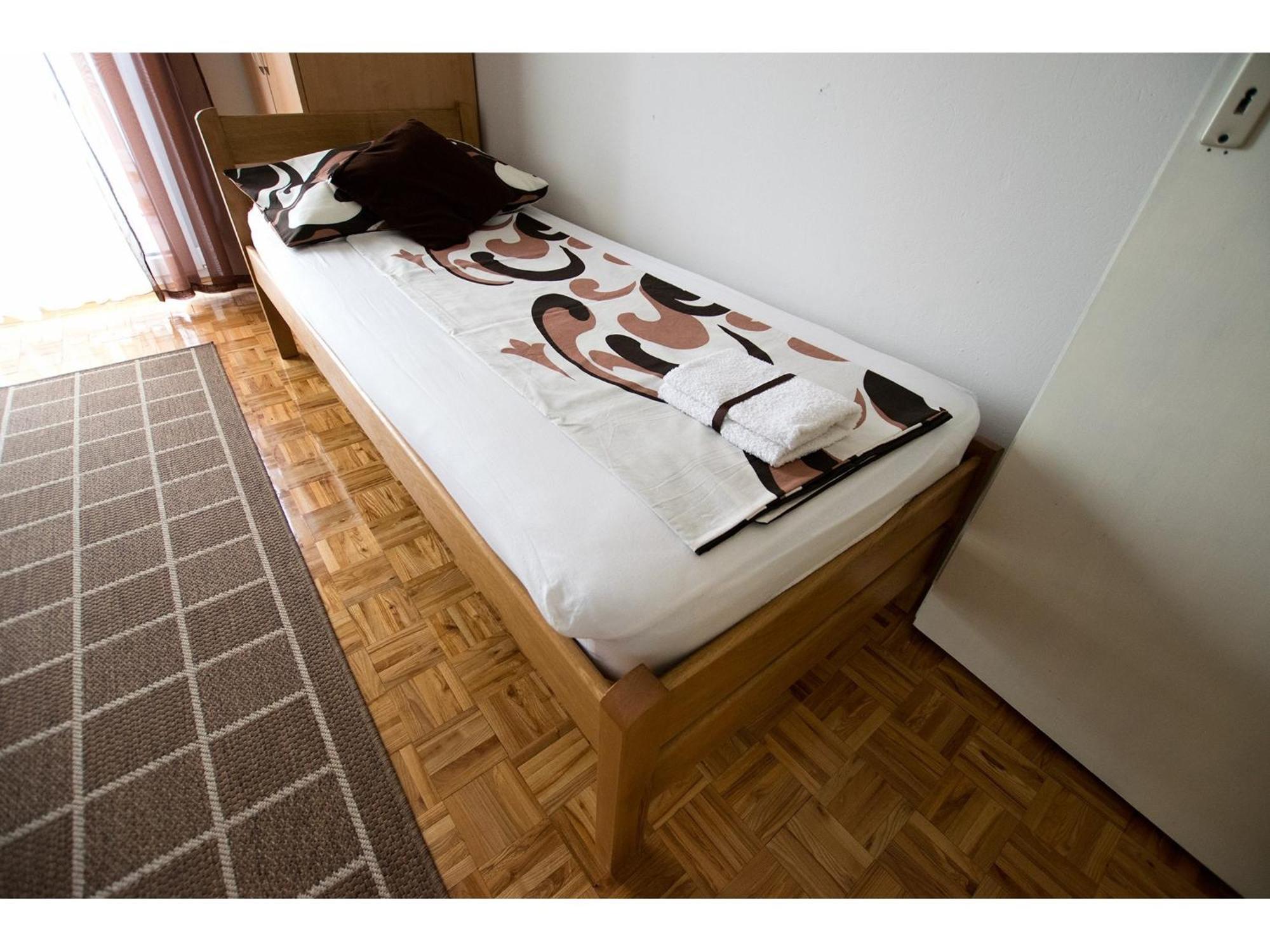 Apartments Troselj Starigrad Paklenica Εξωτερικό φωτογραφία