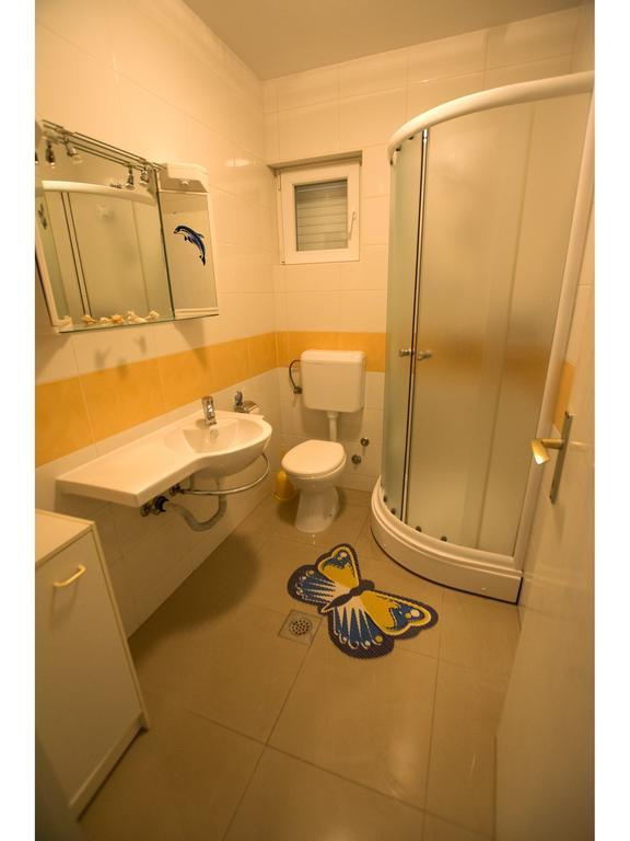Apartments Troselj Starigrad Paklenica Εξωτερικό φωτογραφία