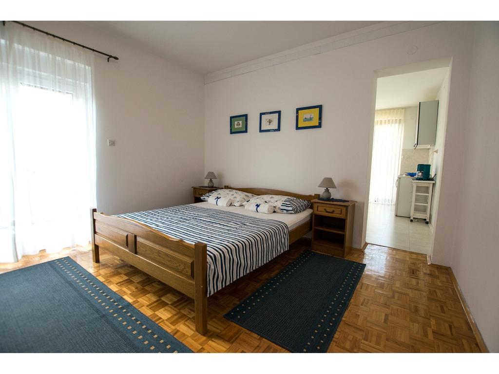 Apartments Troselj Starigrad Paklenica Εξωτερικό φωτογραφία